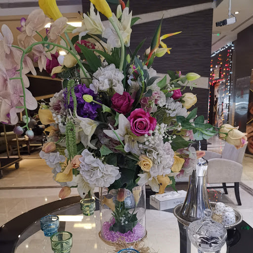 Profile picture of احلام الزكواني